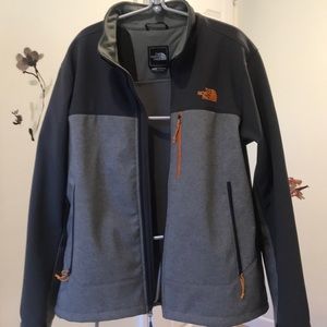 Men’s TNF jacket Large